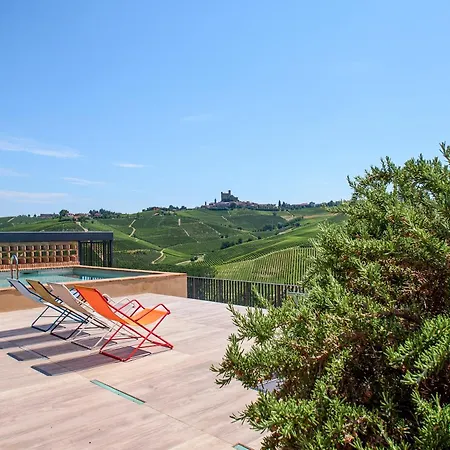 Foresteria Del Castello Di Perno - With Stunning Langhe Views At A Barolo Winery