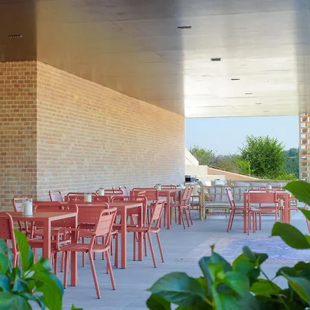 Foresteria Del Castello Di Perno - With Stunning Langhe Views At A Barolo Winery * Monforte D'Alba