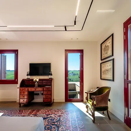 Foresteria Del Castello Di Perno - With Stunning Langhe Views At A Barolo Winery Отель типа 