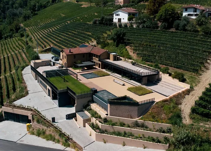 Foresteria, Winery & Events Destination Bed & Breakfast Monforte dʼAlba